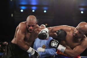MitchellBanks Hogan881