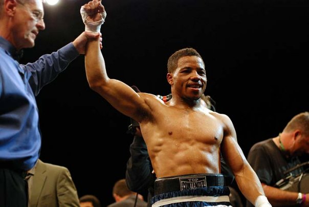 Karim Mayfield beats Raymond Serrano 5th rd KO 051312