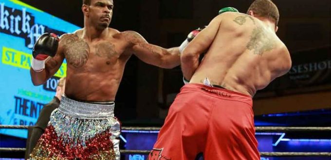 Michael Seals, Alonzo Butler, Anthony Wright & Mateusz Masternak Lead Final August 2021 Comebacks 15 Premier Boxing Champions Michael Seals photo