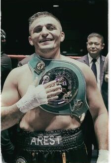 Ex-WBC Asian Middleweight Champ Asan Saakyan of Armenia, 26, KOed, Dies After Ten Day Coma