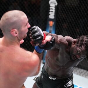 Jared Cannonier Defeats Sean Strickland