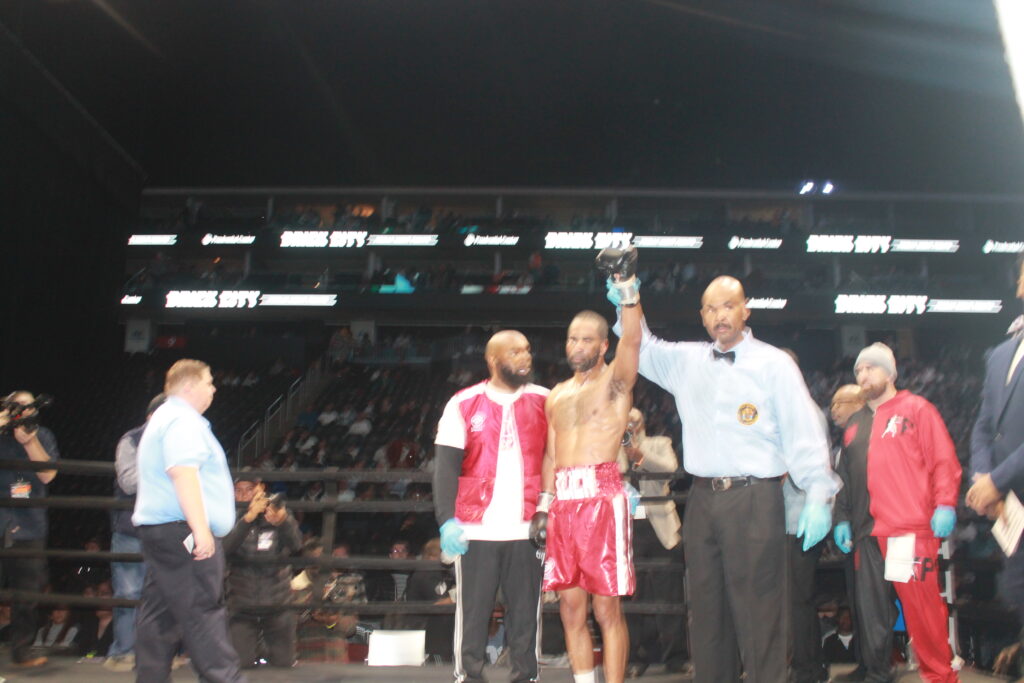 Anderson Wins in Newark NJ