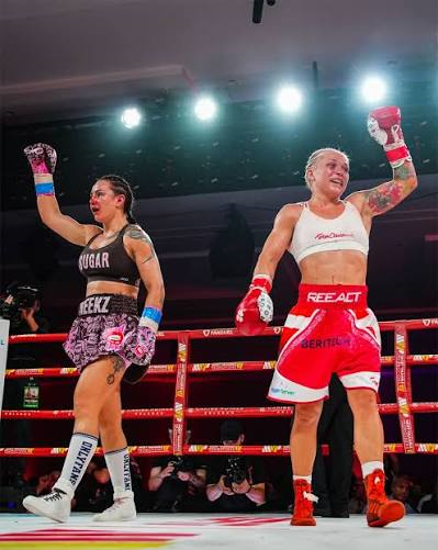 Dina Thorlund defeats Chenerka Johnson