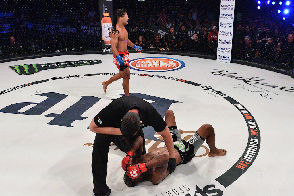 12 Darrion Caldwell V Joe Taimanglo 4984