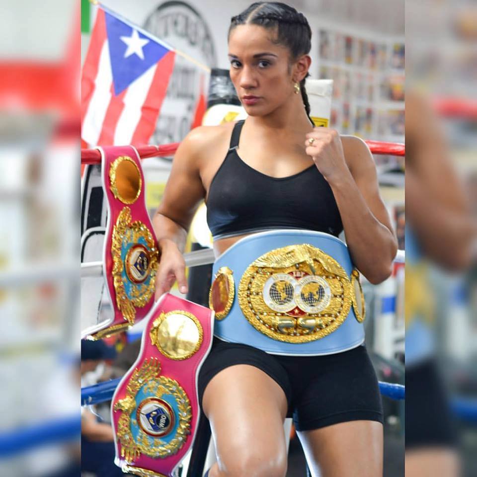 Amanda serrano defends her world title friday in "viernes de campeones...