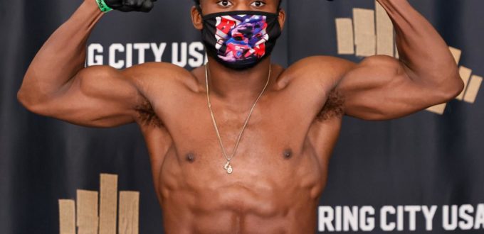 ConwellAskeyevWeighIn Hoganphotos2