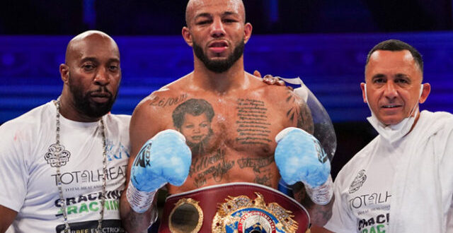 Round N Bout Media Queensberry Promotions Photo