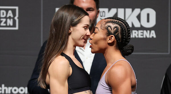 Alycia Baumgardner Challenges Terri Harper for the WBC Super Featherweight Title - Weigh-in Video 46 MR3A4489