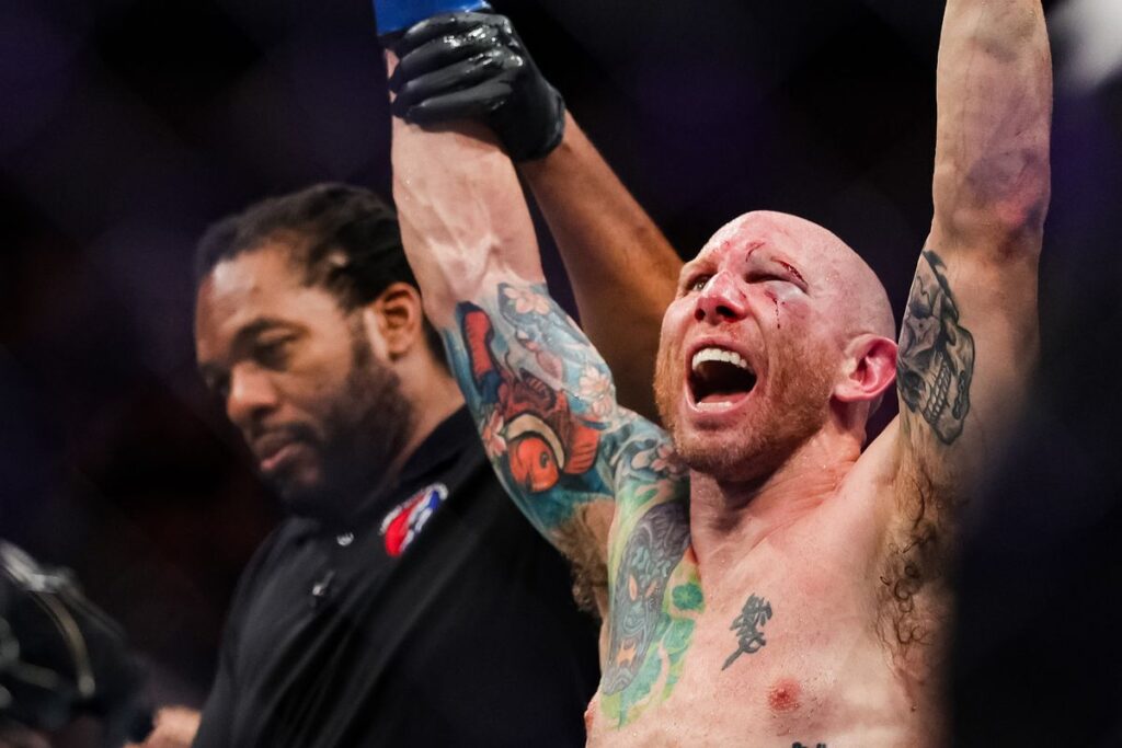 UFC AUSTIN FIGHT NIGHT RESULTS, POST PRESSER, VIDEO HIGHLIGHTS & SOCIAL MEDIA REACTION 17 Emmett Defeats Kattar