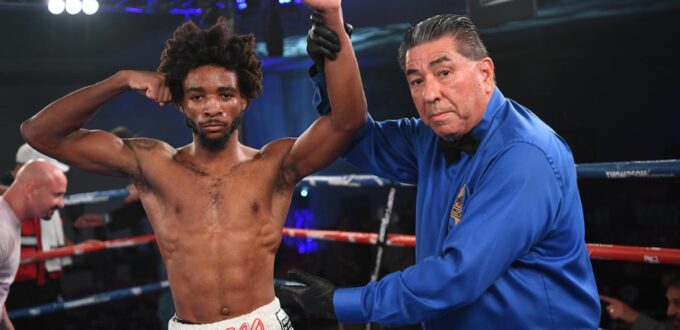 Sean Brewer Remains Undefeated with First Round KO on Thompson Card