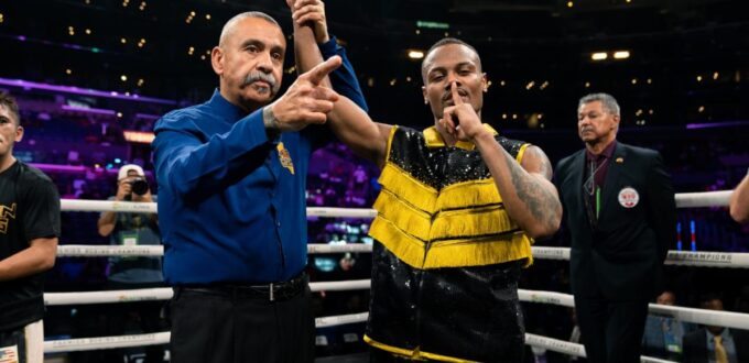 Ra eese Aleem vs Mike Plania Ryan Hafey Pbc 1