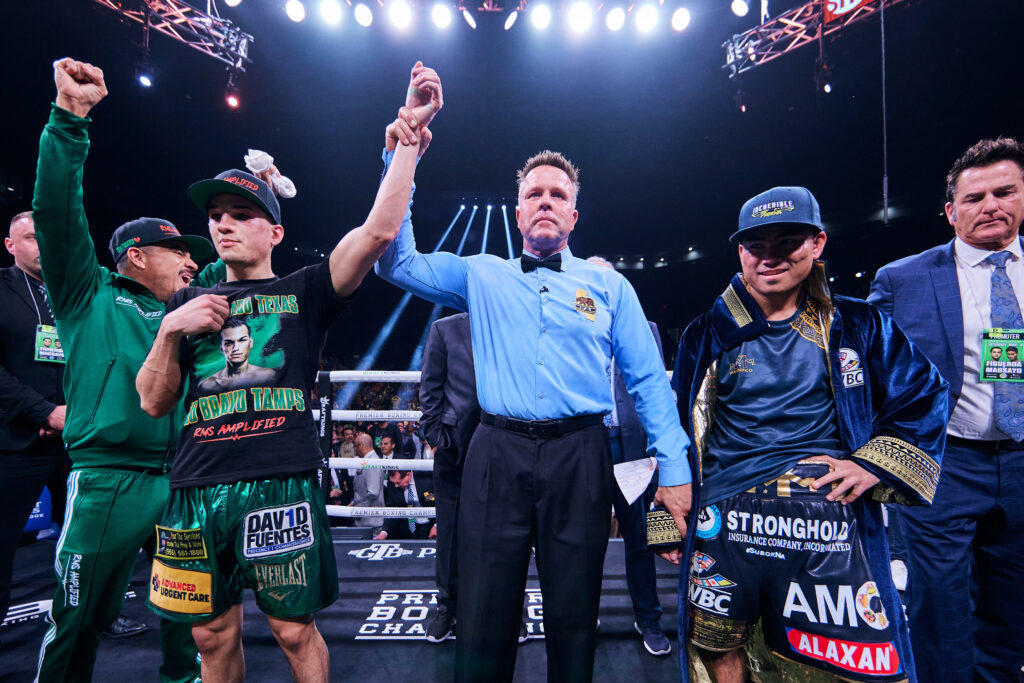 0058 Brandon Figueroa vs Mark Magsayo