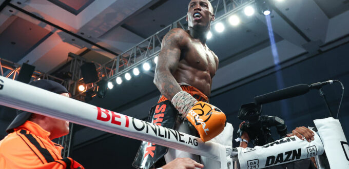 Foster Defeats Hernandez in Cancun Mexico