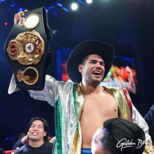 Gilberto Ramirez Becomes First Mexican Cruiserweight Champion